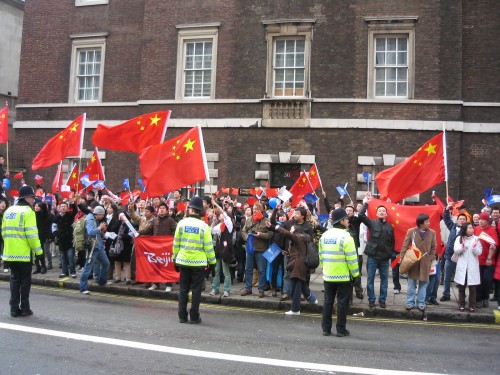 Torch Relay – Chinese supporters